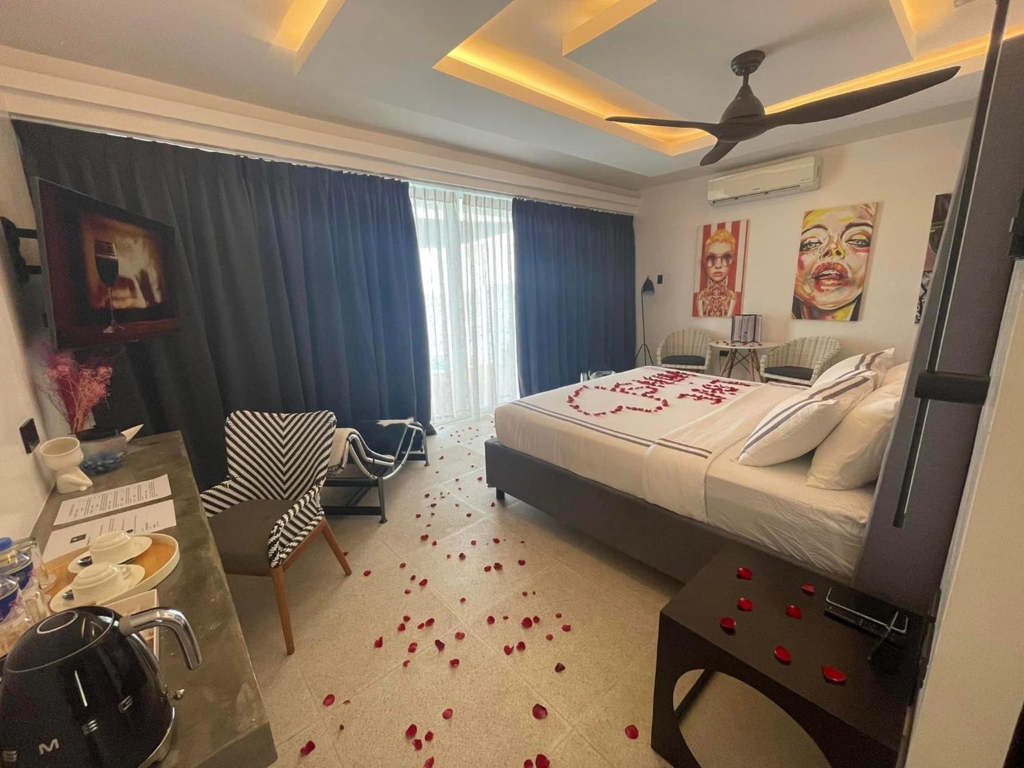 Epic Bohol Adults Only Hotel 4*