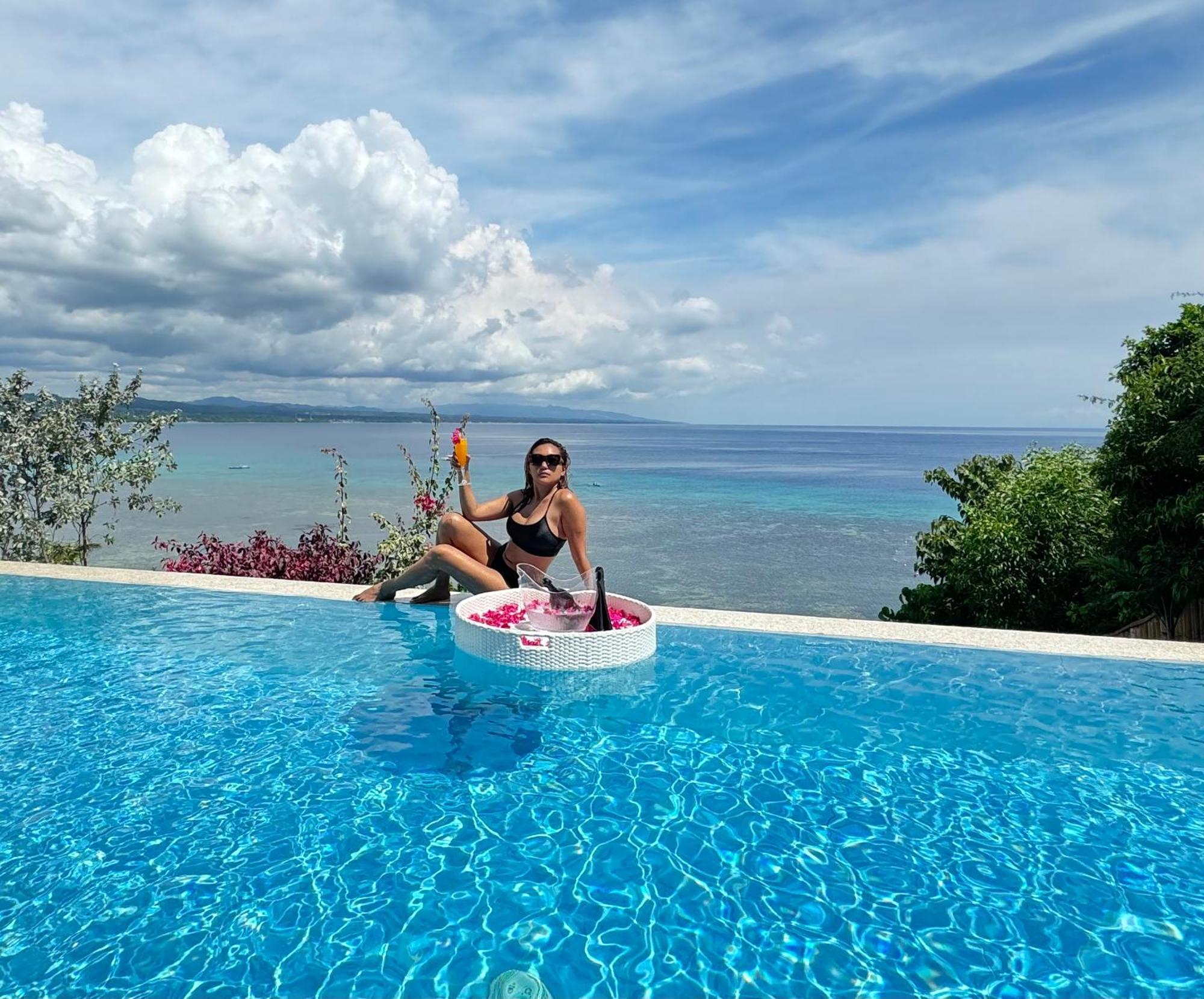 Hotel Epic Bohol Adults Only 4*